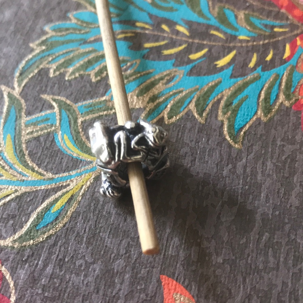 RETIRED Troll Bead 4 Frogs Big